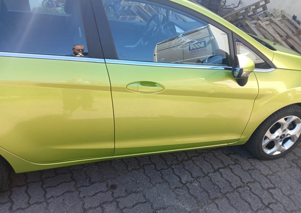 Ford Fiesta cena 18400 przebieg: 180232, rok produkcji 2009 z Słupsk małe 46